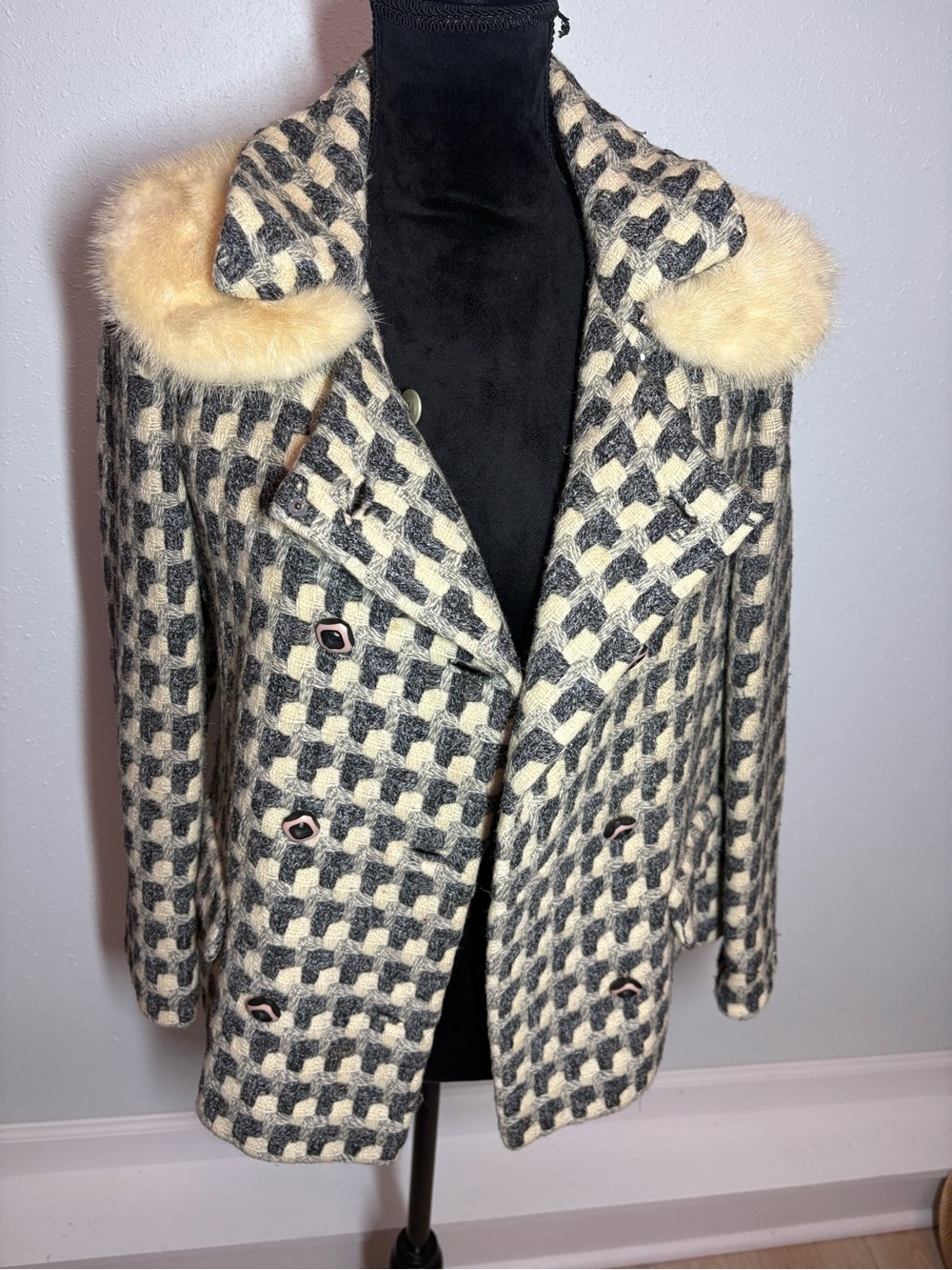 Vintage Danselle New York Geometric Wool Coat w/ Fur Collar Mod 60s Swing Jacket